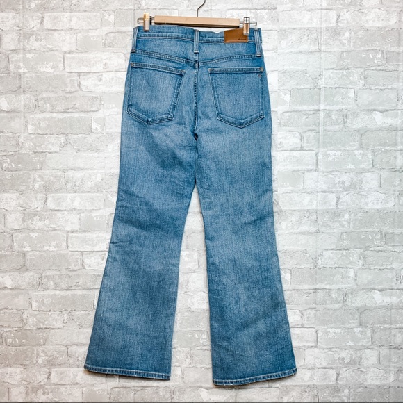 Madewell Retro Hi Rise Flare Jeans in Norwich Wash - Picture 7 of 10